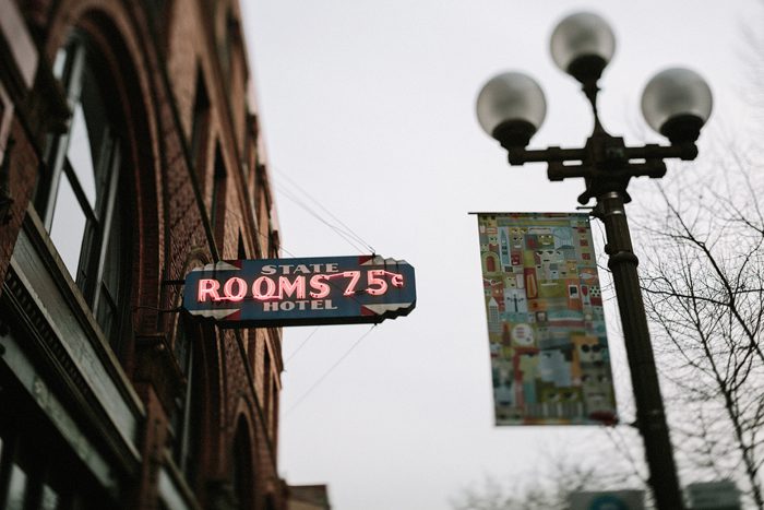 JonasSeamanDeeperBrighter_1031