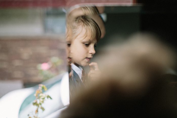 Jonas_Seaman_KaitBobbyScarletWed_1027