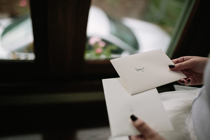 Jonas_Seaman_KaitBobbyScarletWed_1031