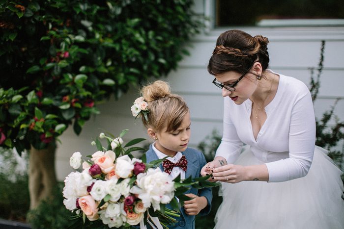 Jonas_Seaman_KaitBobbyScarletWed_1039