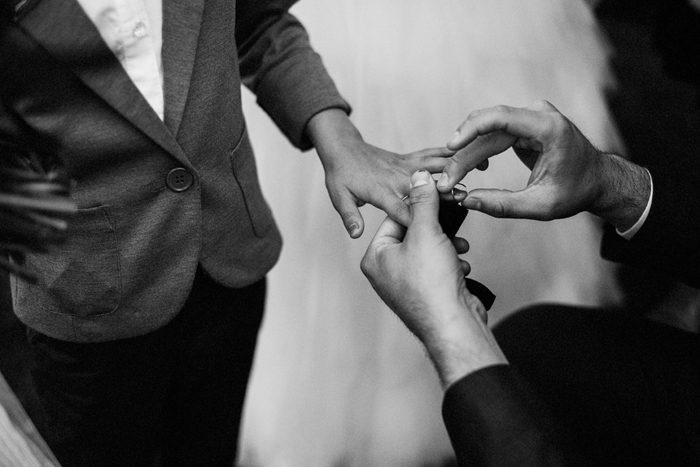 Jonas_Seaman_KaitBobbyScarletWed_1043