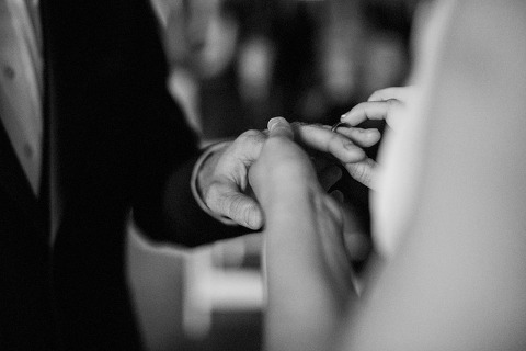 YourHeartTheSizeOfAFist_Jonas_Seaman_1038