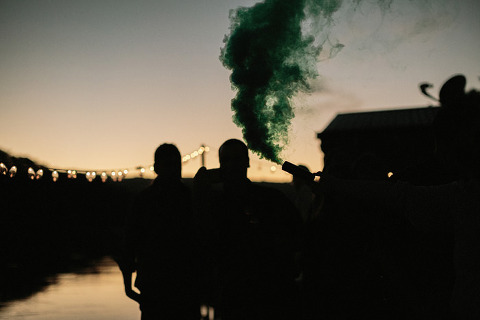 the_moon_loves_the_sky_jonas_seaman_1048